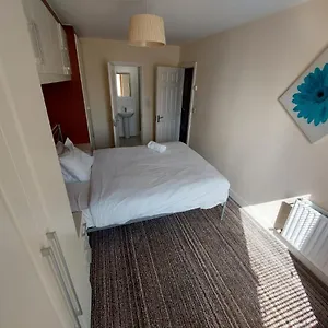 Apartment D13 Self Catering Townhouse, Dublin